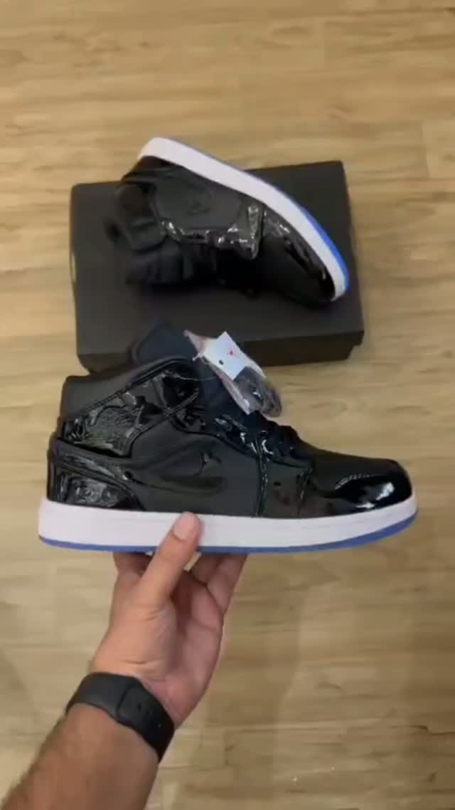 Jordan Retro 1 Space Jam